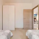 度假居 Luxurious In 沃德年