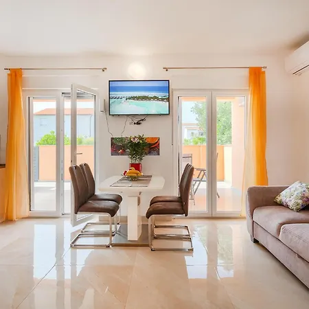 Luxurious In Prázdninový dům Vodnjan